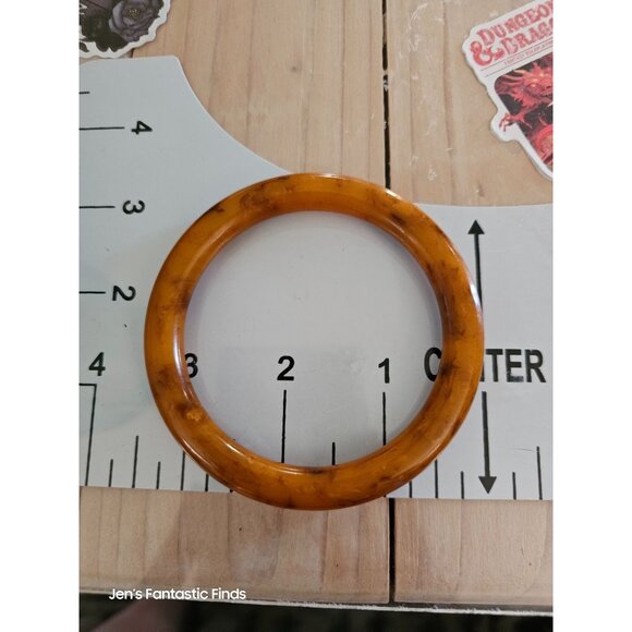 Vintage Amber Bakelite Bangle Bracelet - Picture 4 of 4